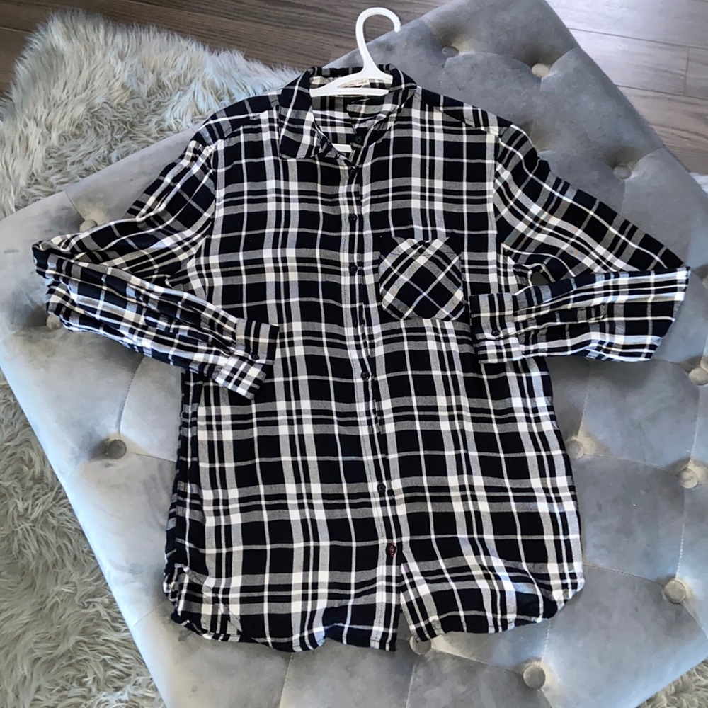 Black & white button up